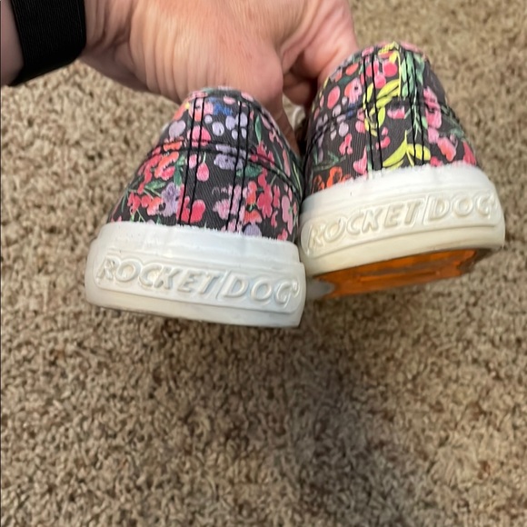 Rocket Dog Floral Black Sneakers - Picture 6 of 10